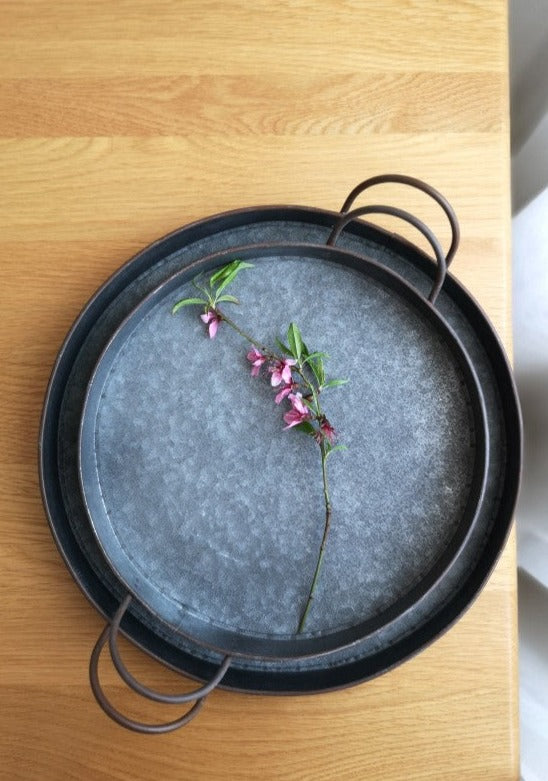 Round Iron Tray | Home Decor cabinet Sleek Contemporary Sophisticated Unique Elegant Decorative Trendy stylish Minimalist Artistic Luxury Designer tabletop table decor accessories tableware living room decor coffee table decor