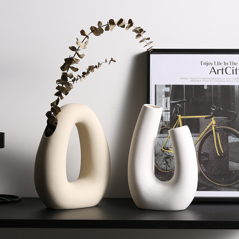 Nordic Ceramic Vase - O Shaped - Minimalist Home Decor Accent cabinet Sleek Contemporary Sophisticated Unique Elegant Decorative Trendy stylish Minimalist Artistic Luxury Designer tabletop table decor accessories tableware living room decor coffee table decor