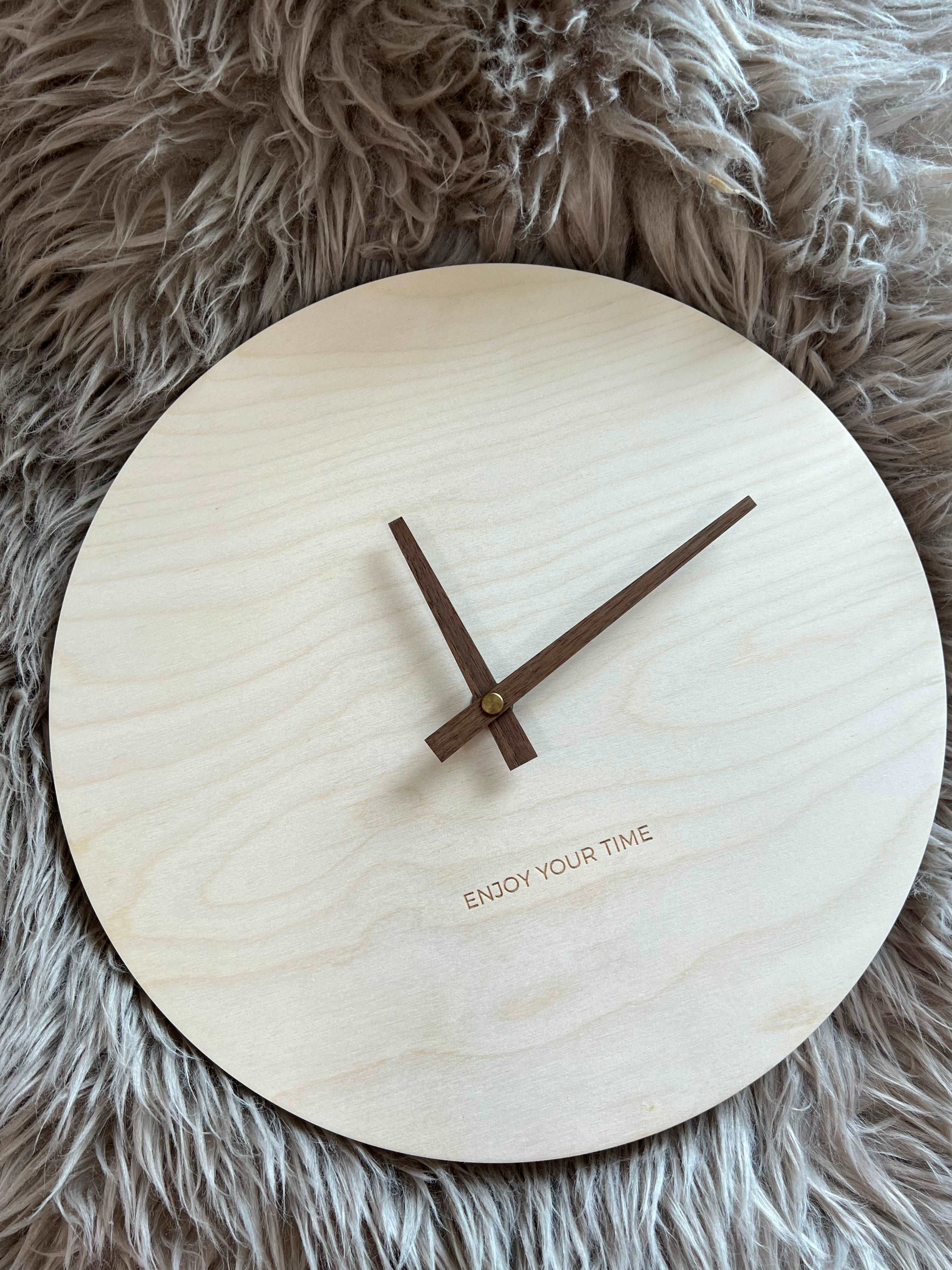 Zenith Solid Wood Simple Wall Clock - Bliss Vie