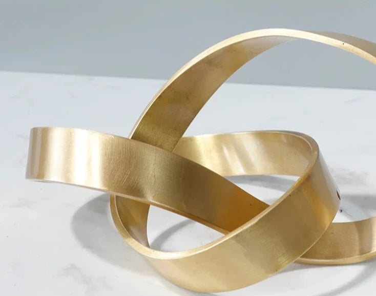 Metal Hollow Twisted Abstract Art Iron - Bliss Vie