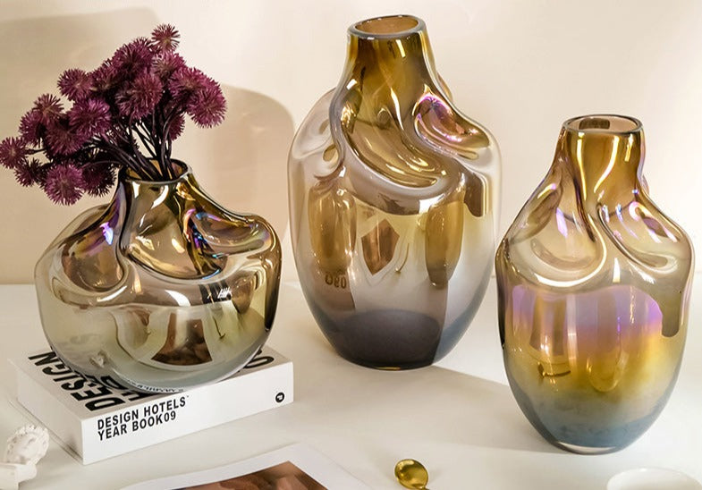 Holographic Glass Vase - Futuristic Floral Elegance Home Decor cabinet Sleek Contemporary Sophisticated Unique Elegant Decorative Trendy stylish Minimalist Artistic Luxury Designer tabletop table decor accessories tableware living room decor coffee table decor
