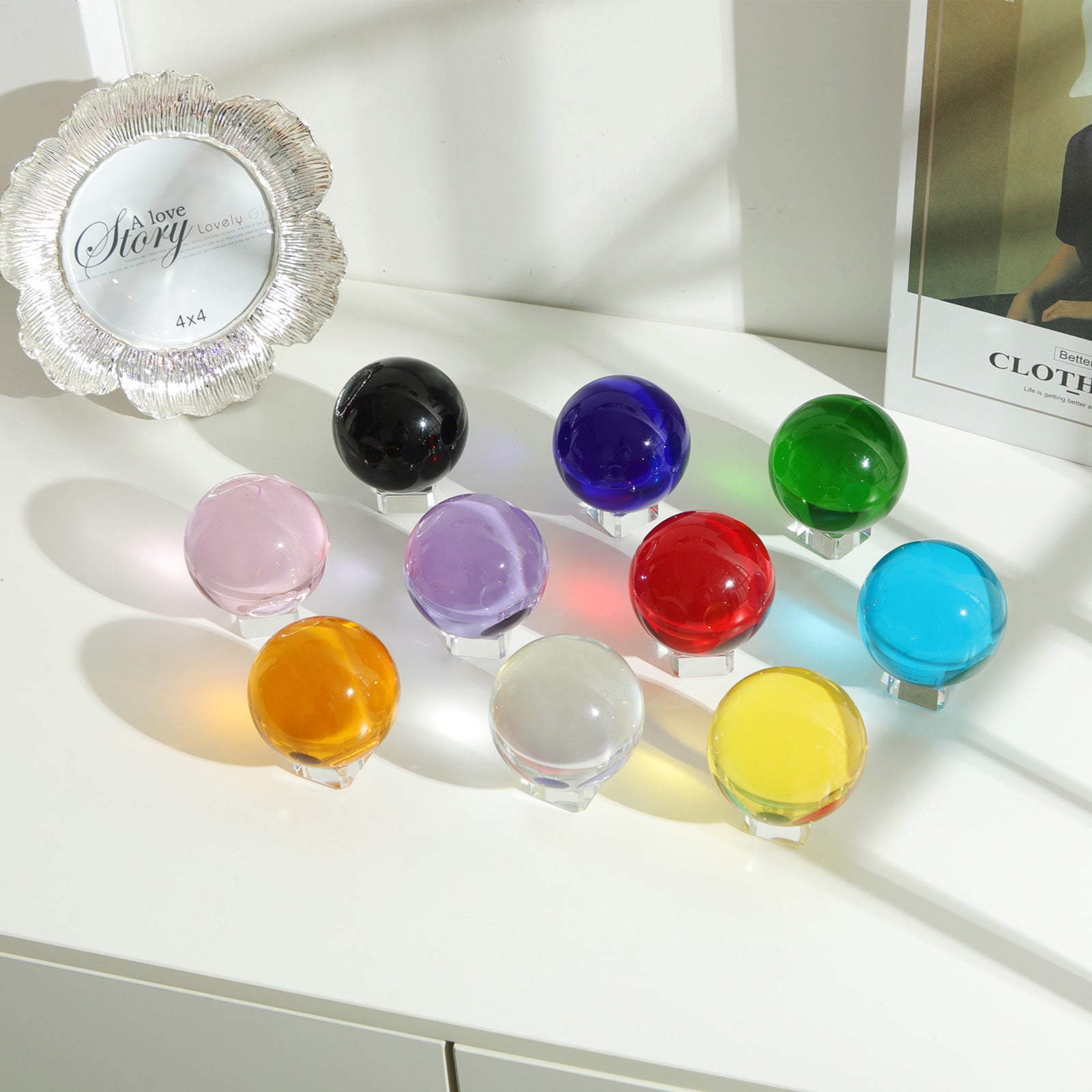 Noble Crystal Ball Set - Luxurious Tableware Home Decor Crystal Sleek Contemporary Sophisticated Unique Elegant Decorative Trendy stylish Chic Minimalist Artistic Luxury Designer tabletop table decor