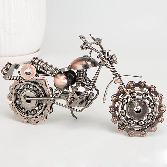 Industrial Elegance Harley Chain Motorcycle Home Decor Classic relicas retro vehicle models Unique antique Decorative car motorbike miniatures Designer tabletop table decor accessories tableware