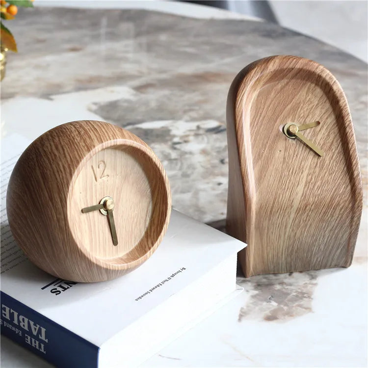 Vintage Wooden Tabletop Watch - Retro-Inspired Clock Decor Home Decor Unique Luxury Minimalist desk tabletop table stylish artistic Contemporary Nordic Timepiece Timekeeping Scandinavian trendy modern compact