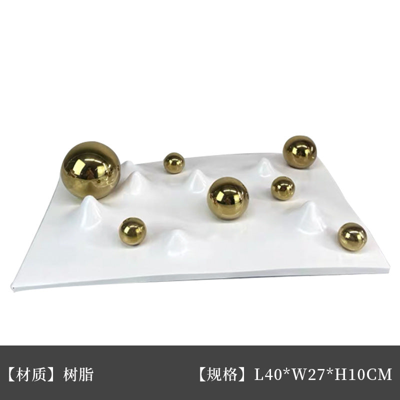 Ball Wave Plate in Silver, Black, White and Gold