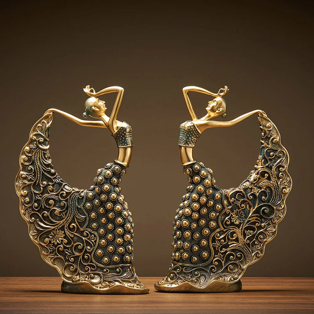 Dancing Figurines Peacock Model - Majestic Home Decor Accent cabinet  Sleek Contemporary Sophisticated Unique Elegant Decorative Trendy stylish Minimalist Artistic Luxury Designer tabletop table decor accessories tableware living room decor coffee table decor