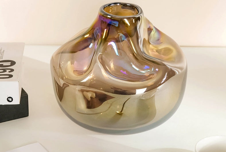 Holographic Glass Vase - Futuristic Floral Elegance Home Decor cabinet  Sleek Contemporary Sophisticated Unique Elegant Decorative Trendy stylish Minimalist Artistic Luxury Designer tabletop table decor accessories tableware living room decor coffee table decor