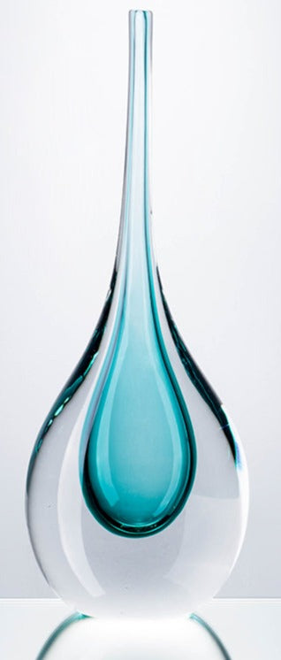 Oliruim Blue Glass Fish Figurine - Coastal Elegance Home Decor cabinet  Sleek Contemporary Sophisticated Unique Elegant Decorative Trendy stylish Minimalist Artistic Luxury Designer tabletop table decor accessories tableware living room decor coffee table decor