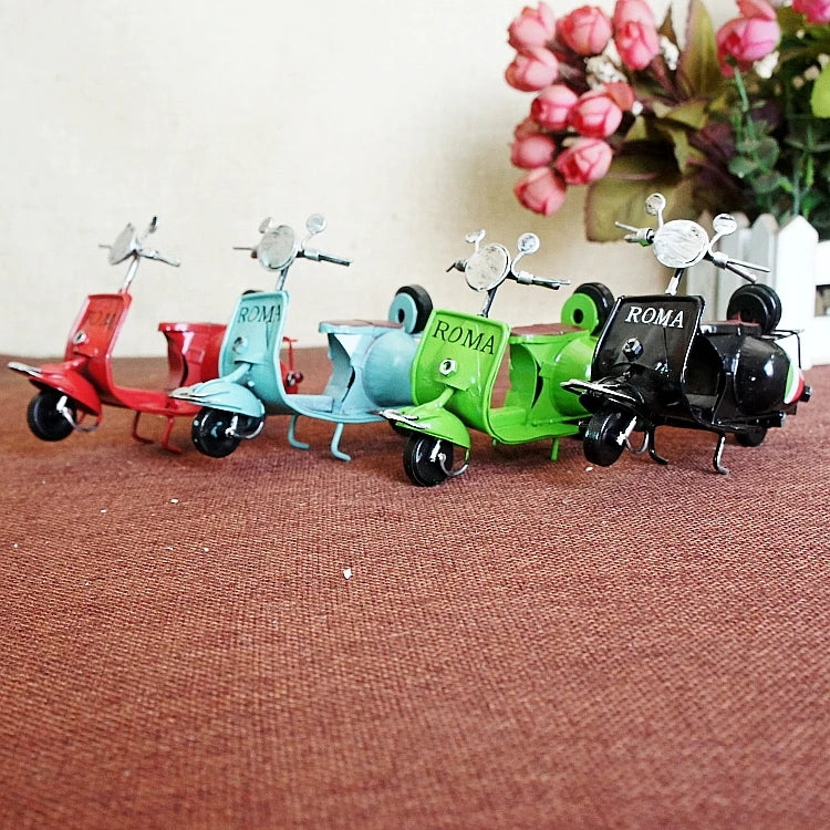 Vintage Scooter Lamps - Stylish and Functional Home Decor Classic relicas retro vehicle models Unique antique Decorative car motorbike miniatures Designer tabletop table decor accessories tableware