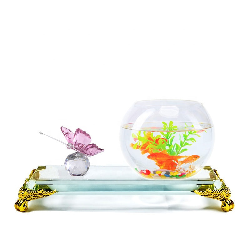 Aquatic Elegance - Mini Crystal Fishtank for Captivating Home Decor Crystal Sleek Contemporary Sophisticated Unique Elegant Decorative Trendy stylish Chic Minimalist Artistic Luxury Designer tabletop table decor